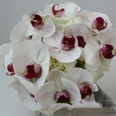 Summerpots Bridal Bouquet - Lilac Blooms